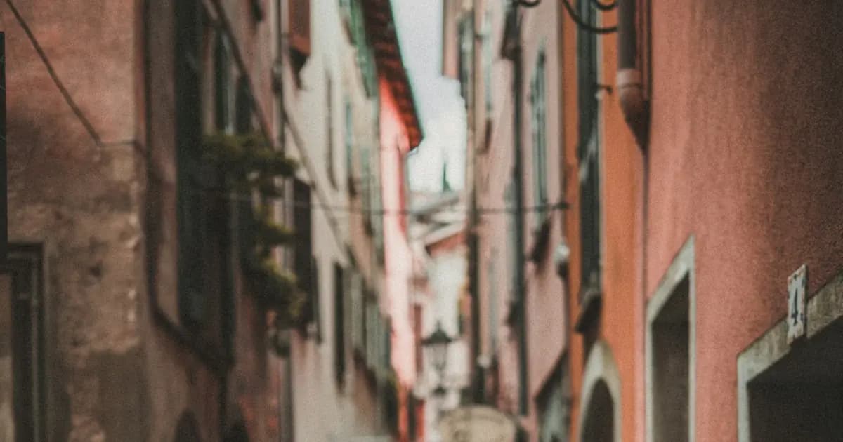 Checklist 25 Món Đồ Du Lịch Sapa Mùa Đông 2026: Đủ Ấm, Gọn Vali, Dưới 2 Triệu