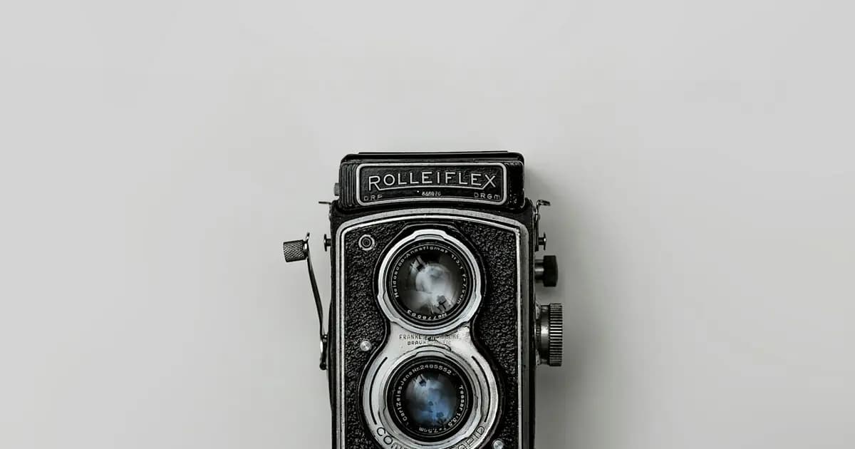 Top 5 Máy Ảnh Instax Du Lịch 2026: Chụp Ảnh Phim Tức Thì Cực Xinh