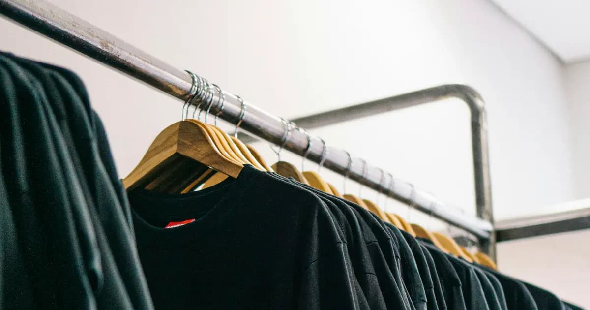 Top 5 Khăn Quàng Mũ Len Giữ Ấm Thu Đông 2026: Từ 79K Đến Cashmere Chính Hãng