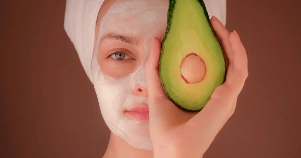 Skincare Routine Chuyển Hè Sang Thu Đông 2026: Nâng Cấp Bước Nào Đầu Tiên?