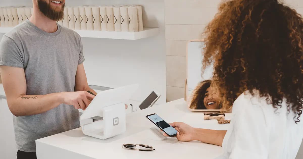 Đánh Giá Thẻ Tín Dụng VIB Cashback: Hoàn Tiền 8% Cho Mùa Du Lịch Hè