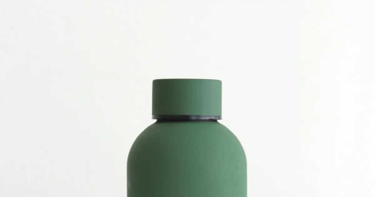 Đánh Giá Bình Giữ Nhiệt Stanley Quencher: Viral Toàn Cầu Có Đáng Mua?