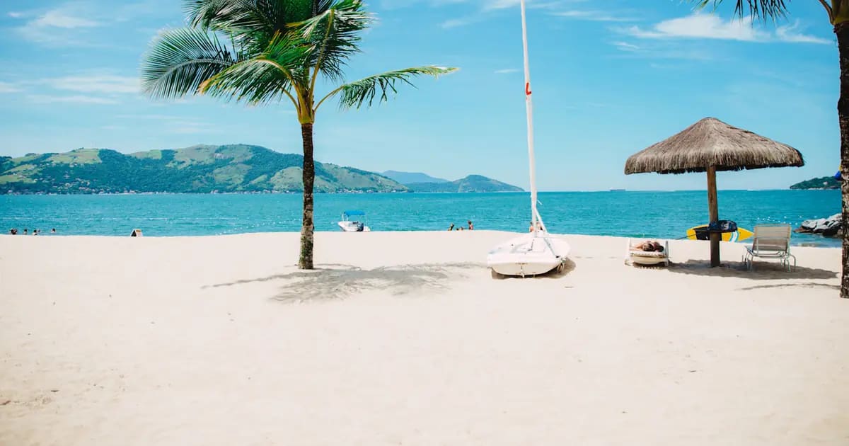 Hướng Dẫn Du Lịch Đảo Lý Sơn Quảng Ngãi 2026: Tỏi Thơm, Biển Xanh, Núi Lửa