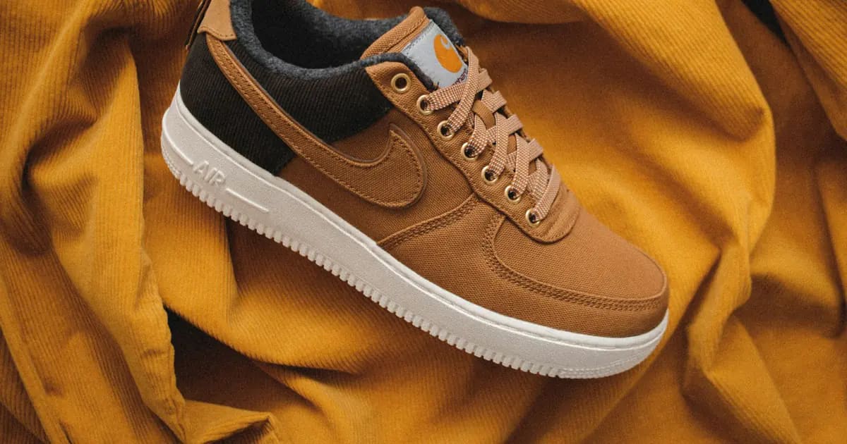 Đánh Giá Giày UGG Classic Mini Boots 2026: Êm Chân, Giữ Ấm Đỉnh Cao