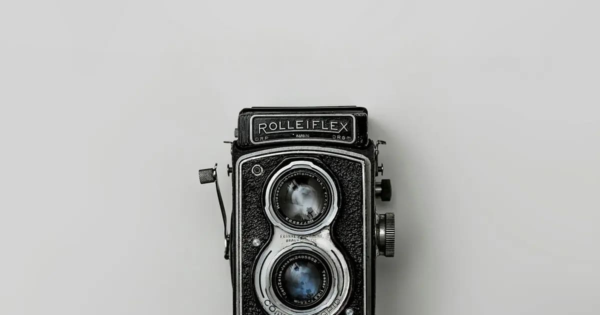 Top 5 Máy Ảnh Instax Du Lịch 2026: Chụp Ảnh Phim Tức Thì Cực Xinh