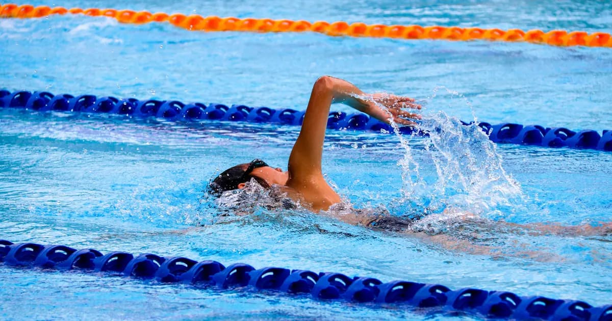 Top 5 Mũ Bơi Trẻ Em Chống Nước 2026: Bảo Vệ Tóc, Không Rơi, Siêu Cute