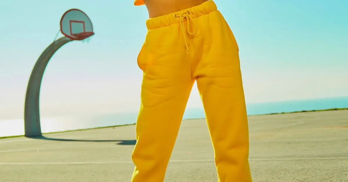 Outfit Giáng Sinh 2026 Nam: 15 Set Soái Ca Đẹp Trai Giá Tốt Shopee