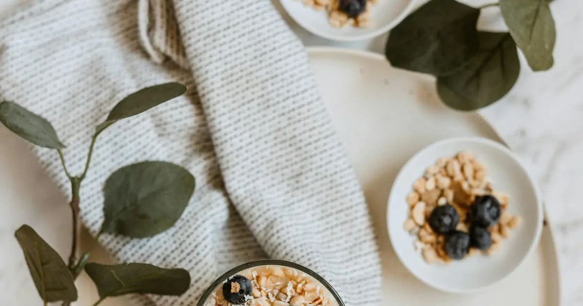 So Sánh Xiaomi Air Purifier 4 vs Sharp FP-J40E 2026: 1.5 Triệu Hay 2.5 Triệu Mua Cái Nào?