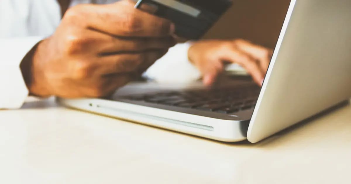 Đánh Giá Thẻ Techcombank Visa Platinum 2026: Có Đáng Mở Không?