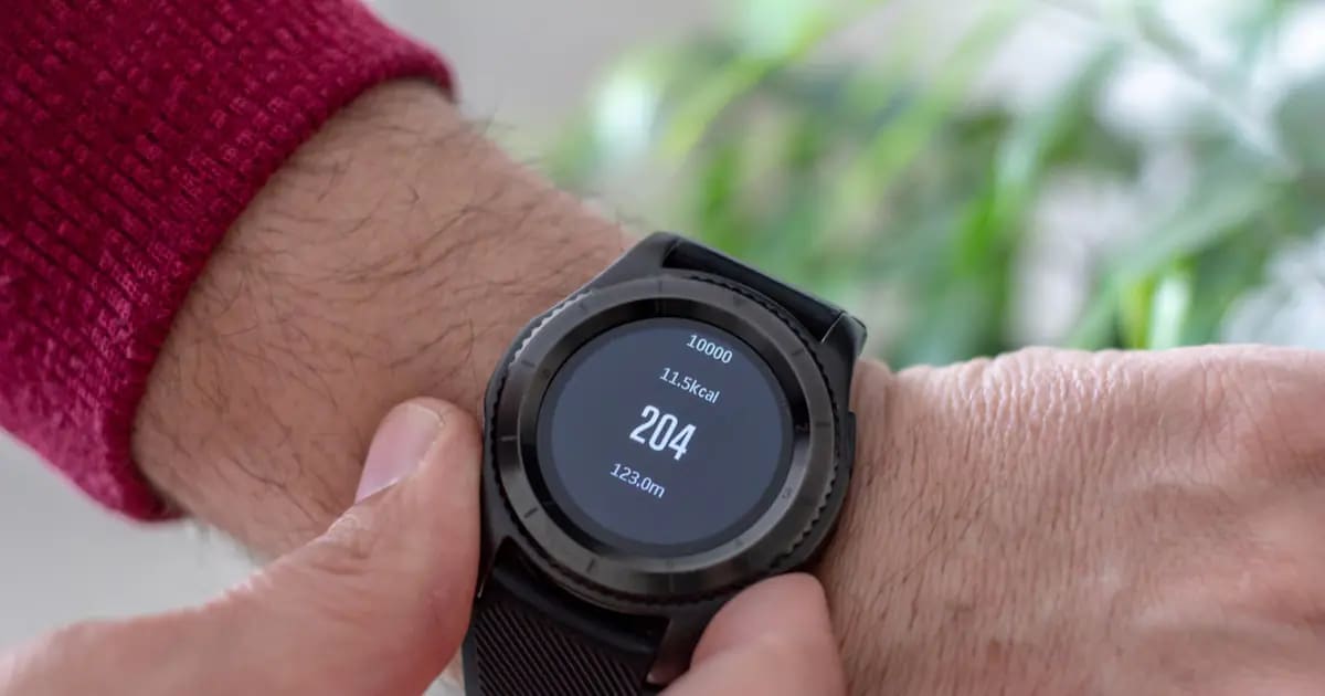 Top 5 Đồng Hồ Thể Thao Tốt Nhất 2026: Garmin, Apple Watch, COROS